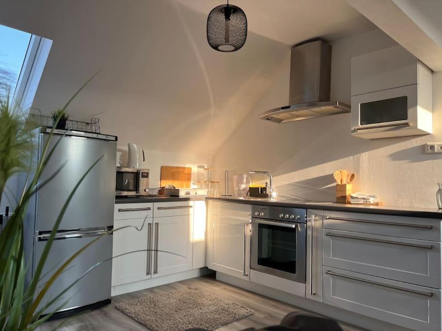 5Minuten Von Der City Entfernte Wohnung Mit Parkpl 빌레펠트 외부 사진