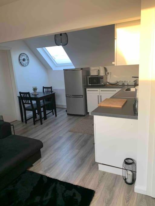 5Minuten Von Der City Entfernte Wohnung Mit Parkpl 빌레펠트 외부 사진