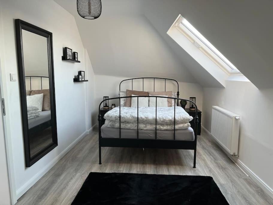 5Minuten Von Der City Entfernte Wohnung Mit Parkpl 빌레펠트 외부 사진